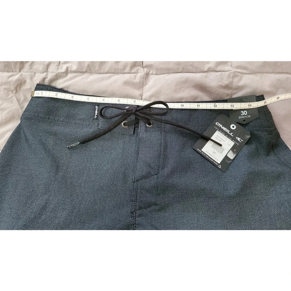 O’Neill Men’s Board Shorts Size 30 Gray Stretch Below Knee 21” NWT